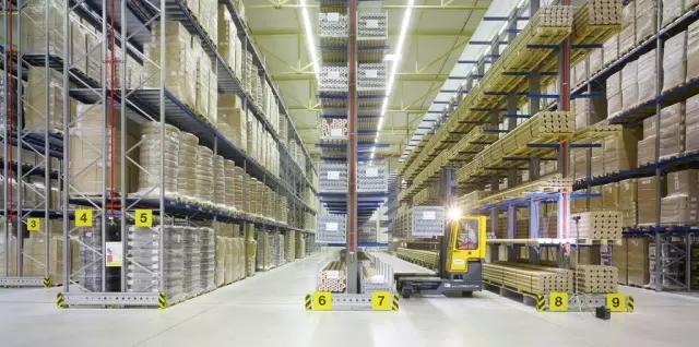 2016年中國(guó)倉(cāng)儲(chǔ)物流行業(yè)10大發(fā)展熱點(diǎn)解讀